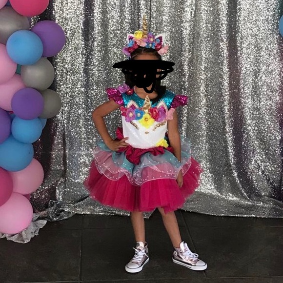 Dress - Picture 8 of 8